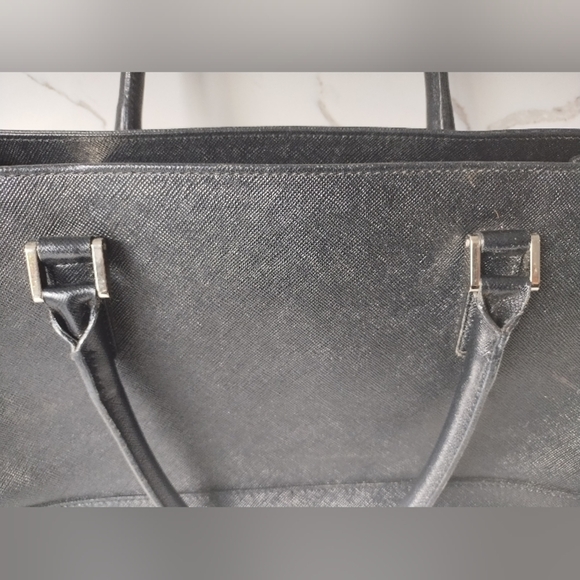 Burberry Tote Handbag - Picture 9 of 15